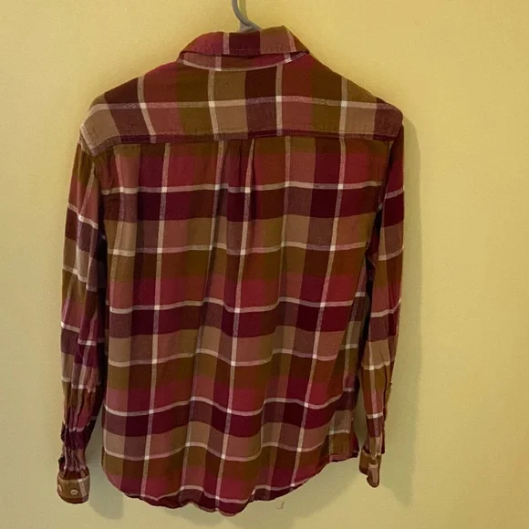 Eddie Bauer Men's Casual Plaid Shirt - Red and Brown - Picture 3 of 4